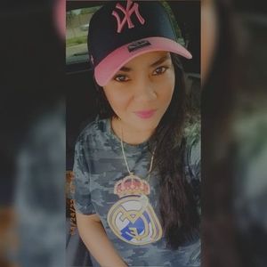 Meet your Posher, Angelina